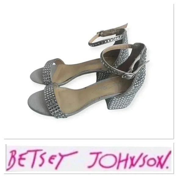 ⭐️ Host Pick ⭐️ Betsey Johnson silver sparkle ankle strap sandal heels size 6 - Picture 1 of 10
